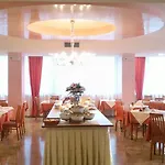 Amburgo 3* Μπιμπιόνε