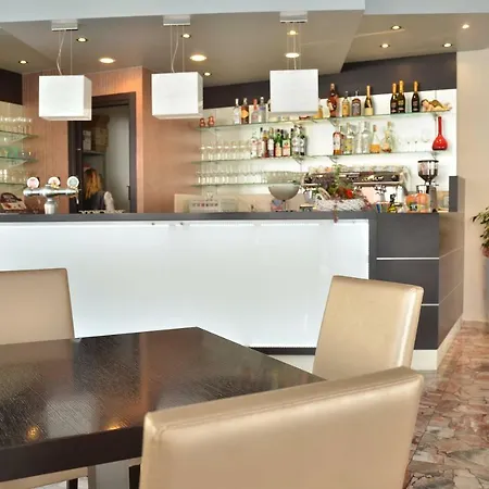 Отель Amburgo 3*